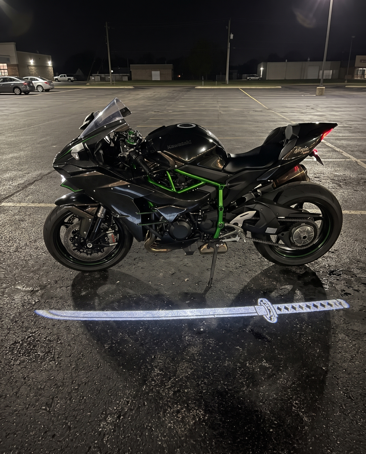 KataGlow white katana light projection